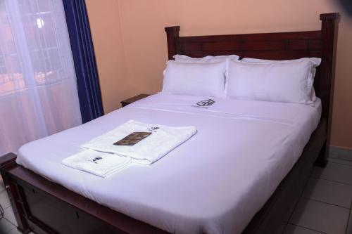 New Carnation Hotel Room
